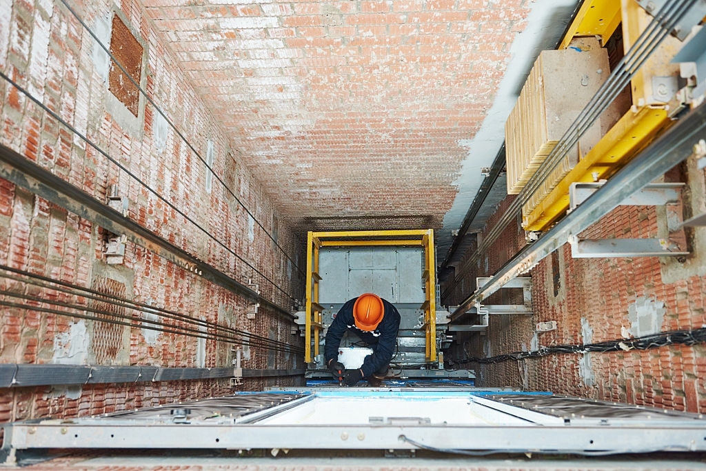 Mentenanță Lift & Service 4 - AscensorExpert - Reparare, Modernizare si Intretinere Ascensor 60d71a9bd432d AscensorExpert - Reparare, Modernizare si Intretinere Ascensor