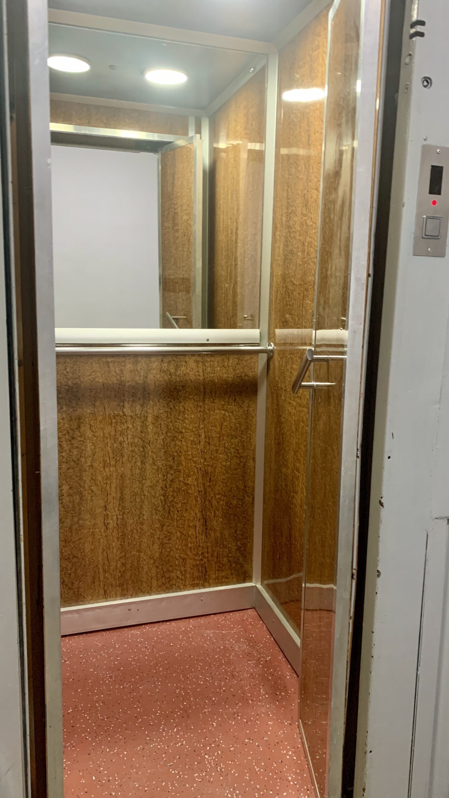 Echipamente Ascensor 12 - AscensorExpert - Reparare, Modernizare si Intretinere Ascensor image00002